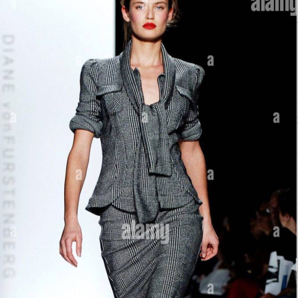 Vintage Diane Von Furstenberg Tie-Neck Jacket | Iconic DVF Style
